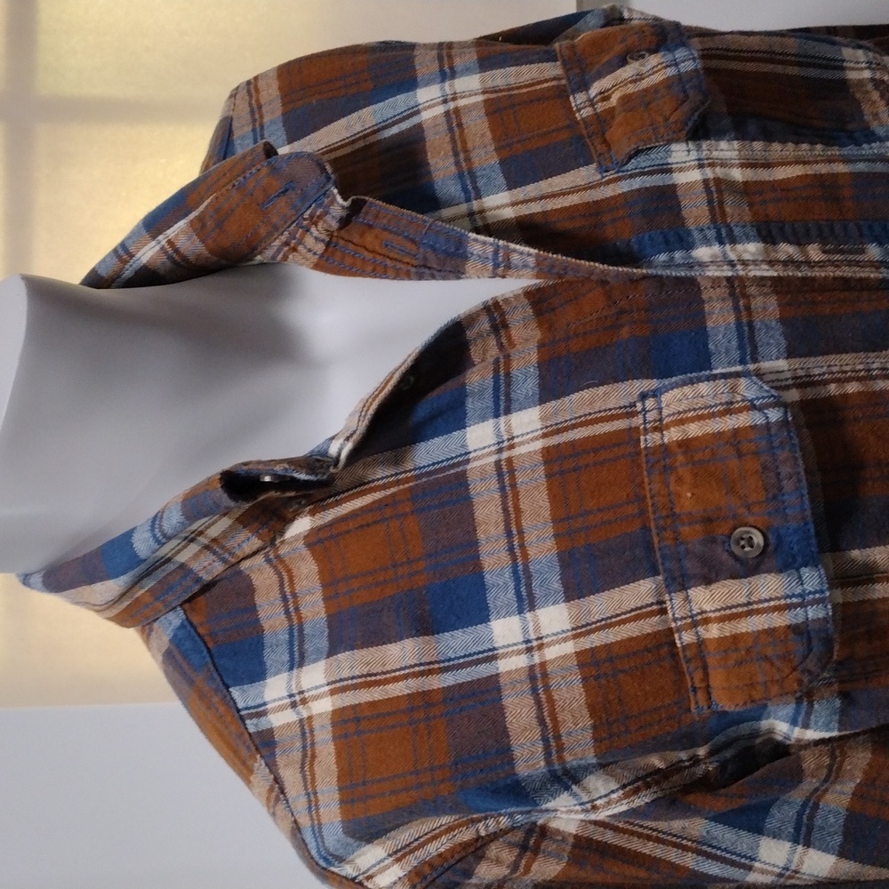Faded Glory mens blue and brown cotton plaid shirt. Mint condition. Medium